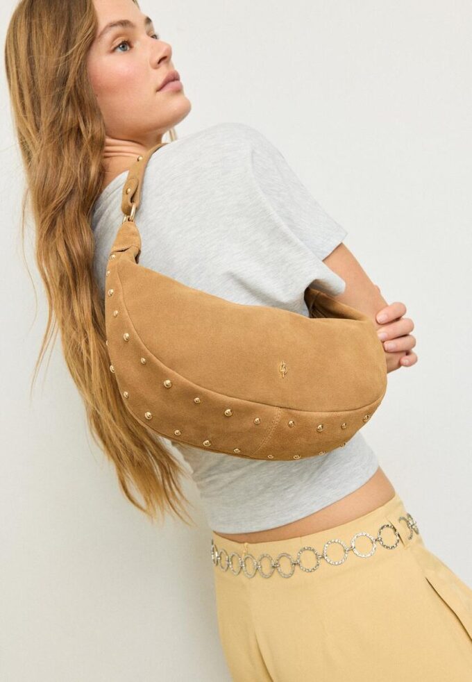 100% leeren schoudertas met studs