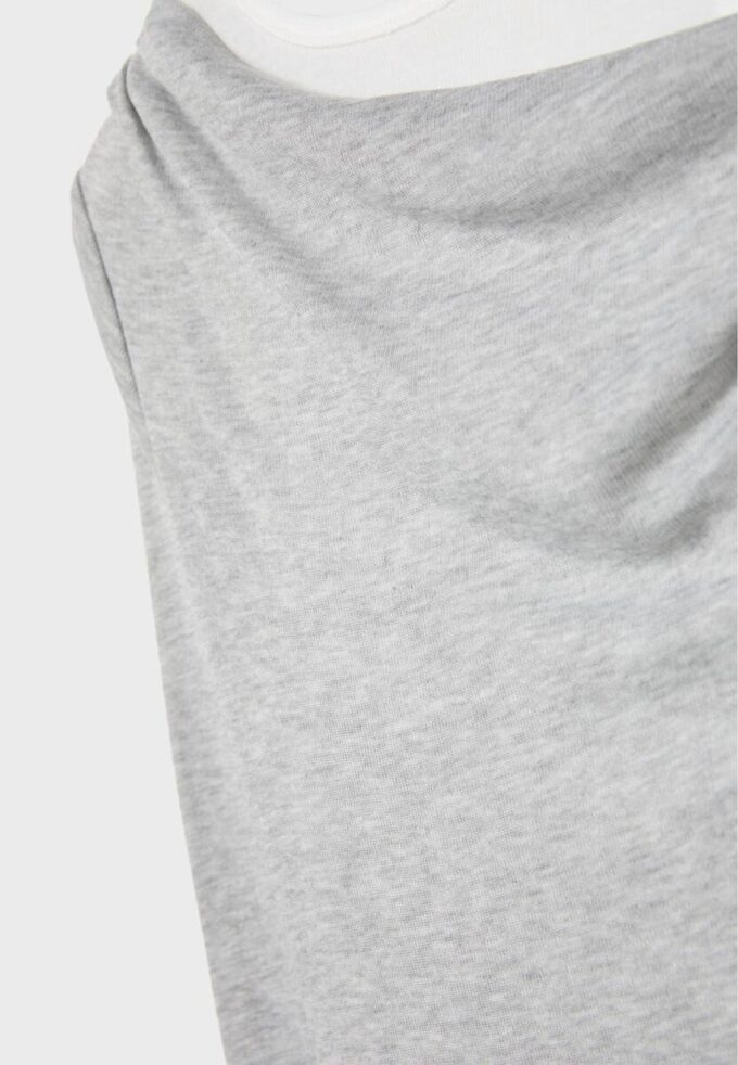 Asymmetrisch dubbel T-shirt Asymmetrisch dubbel T-shirt