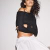 Asymmetrisch T-shirt met gerimpelde details Asymmetrisch T-shirt met gerimpelde details