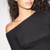 Asymmetrisch T-shirt met gerimpelde details Asymmetrisch T-shirt met gerimpelde details
