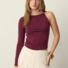 Asymmetrisch T-shirt met metalen gesp