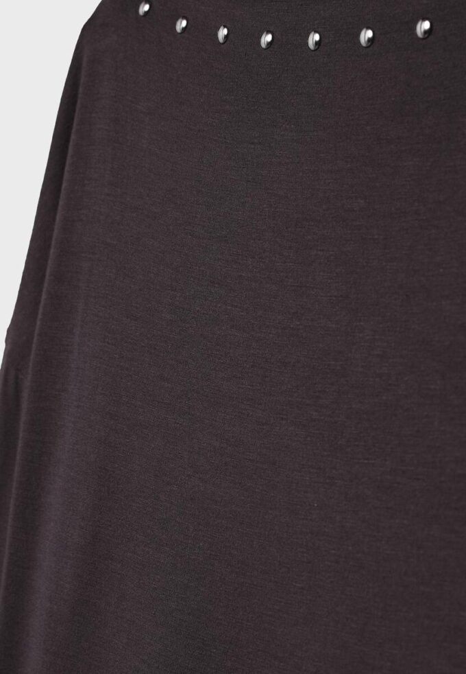 Asymmetrisch T-shirt met studs Asymmetrisch T-shirt met studs
