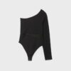 Asymmetrische bodysuit met doorschijnende details Asymmetrische bodysuit met doorschijnende details