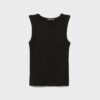 B04 Basics getailleerde mouwloze top