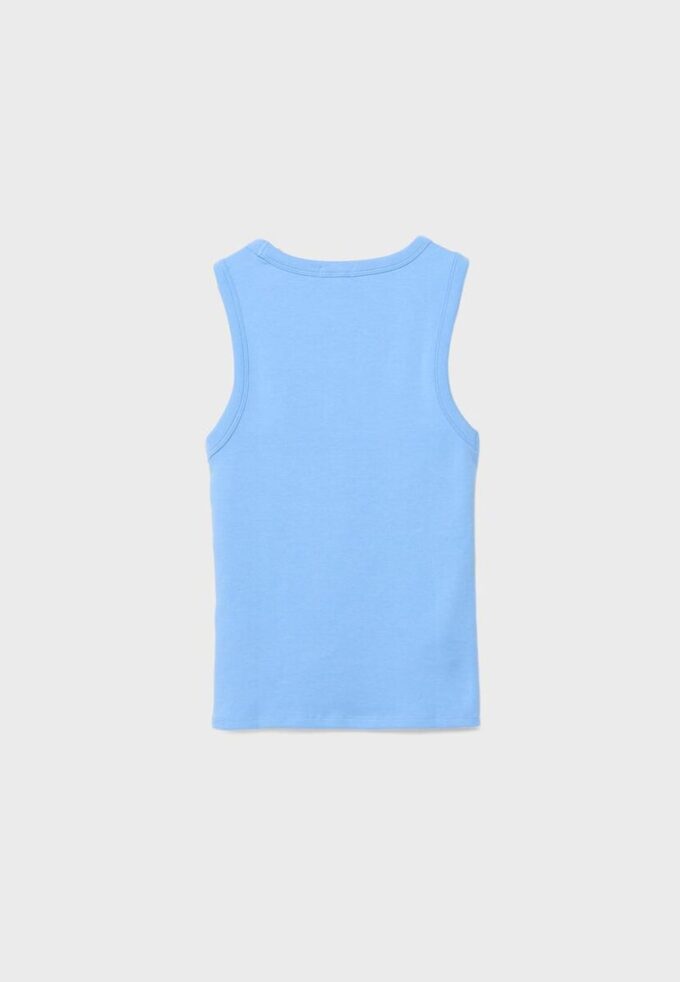 B04 Basics getailleerde mouwloze top