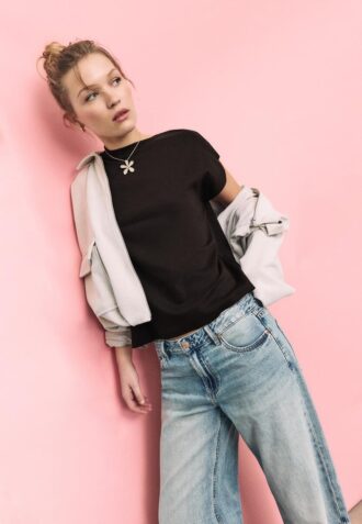 B06 Basic T-shirt met verlaagde schouders
