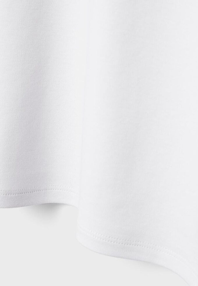 B06 Basic T-shirt met verlaagde schouders