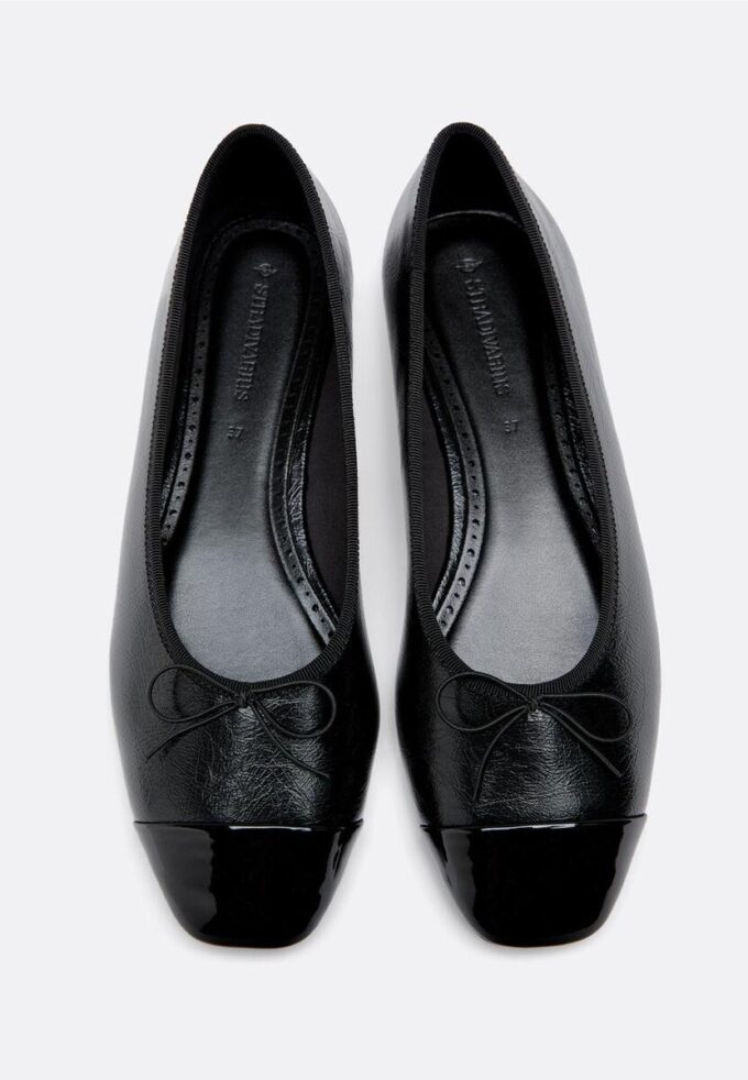 Ballerina’s met strikdetail en leerlook