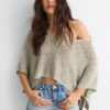 Basics gebreide trui met cape