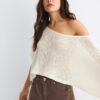 Basics gebreide trui met cape