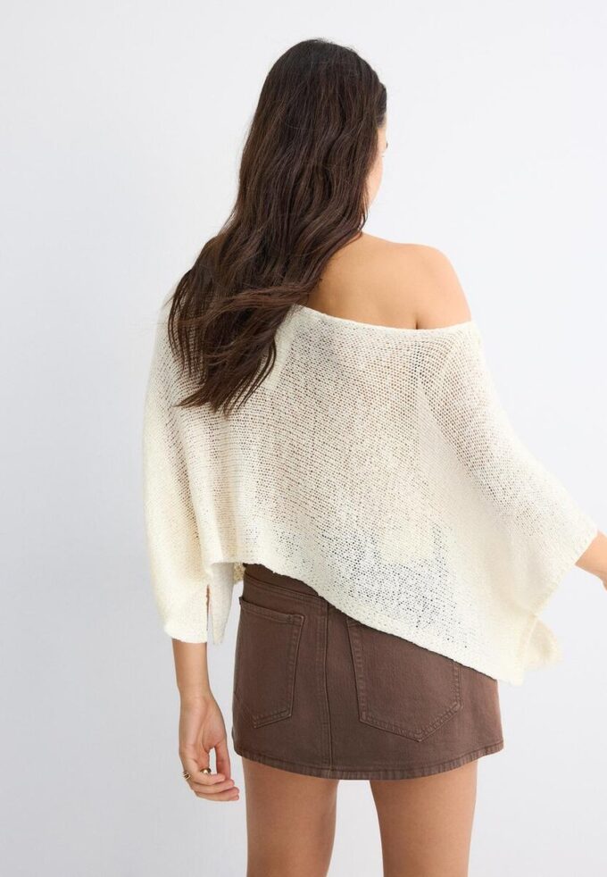 Basics gebreide trui met cape