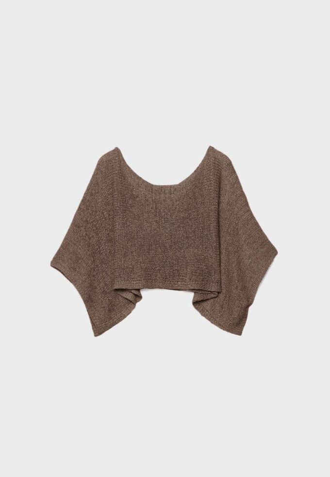 Basics gebreide trui met cape