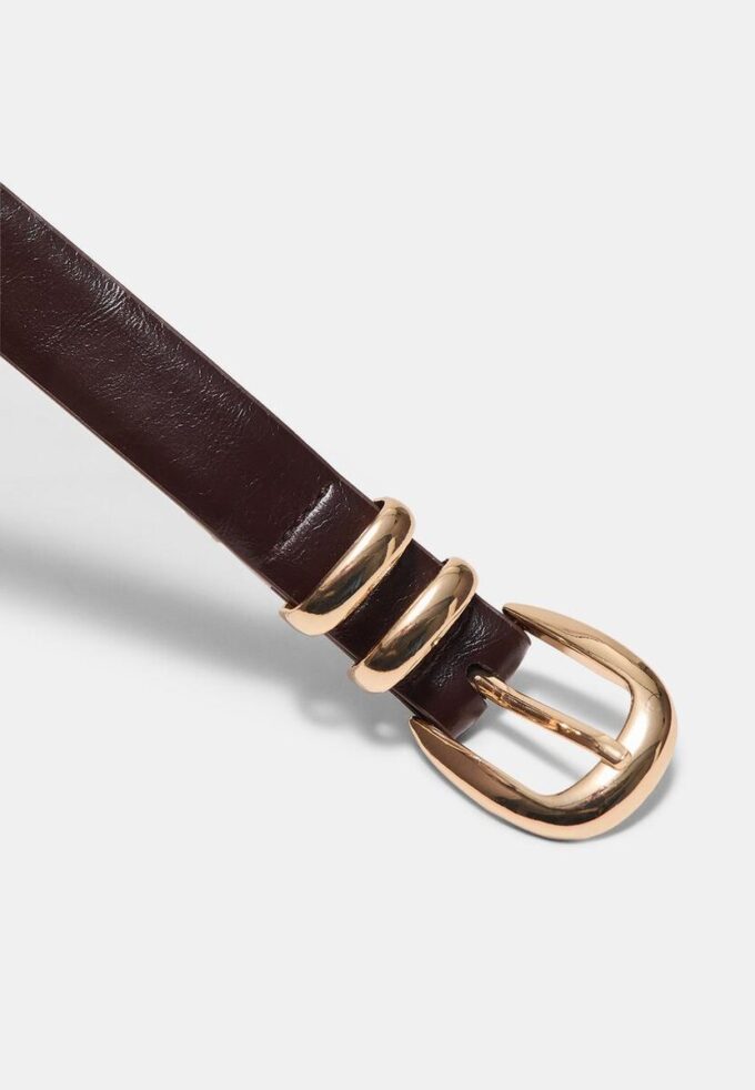 Basics glanzende riem met leereffect