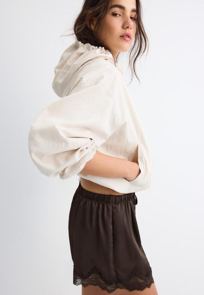 Basics nylon jas met capuchon