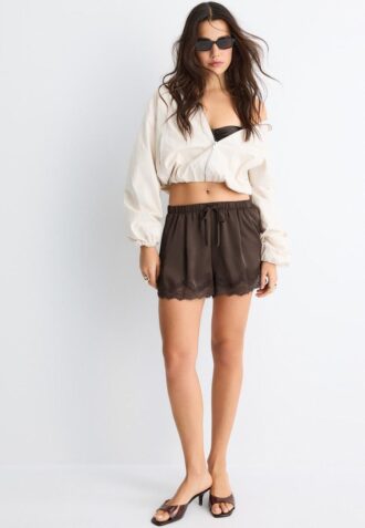 Basics nylon jas met capuchon