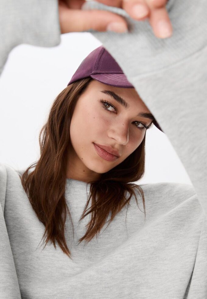 Basics off-shoulder sweatshirt