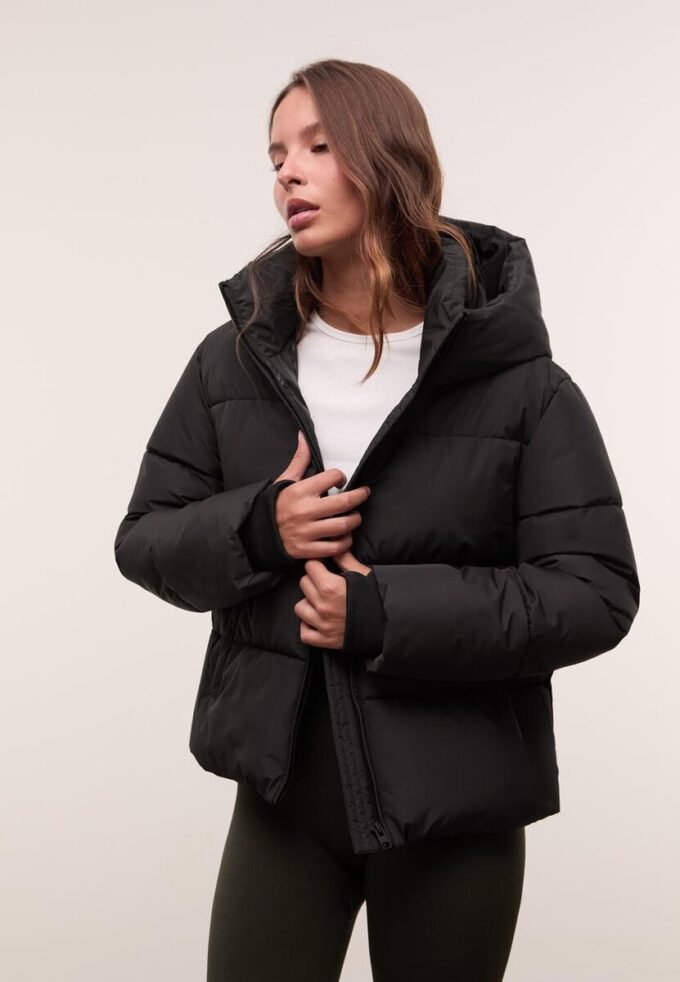 Basics pufferjack met capuchon Basics pufferjack met capuchon