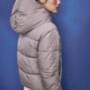 Basics pufferjack met capuchon