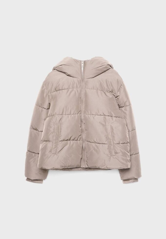Basics pufferjack met capuchon