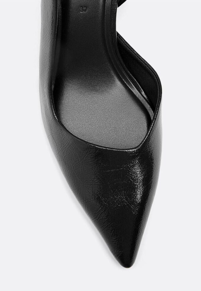 Basics schoenen met hoge hakken