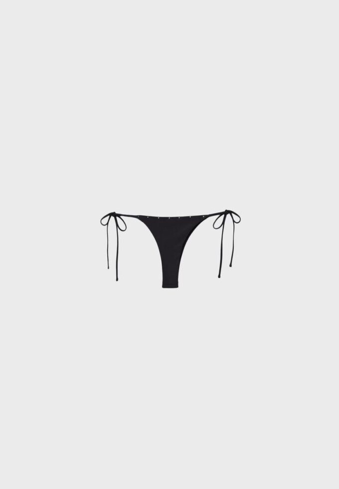Bikinibroekje met studs en strikbandjes