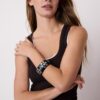 Bloemenarmband met studs