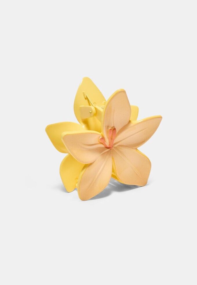 Bloemenhaarclip