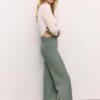 Broek met wijde pijpen Broek met wijde pijpen
