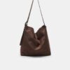 Bucketbag van imitatiesuède met riemdetail