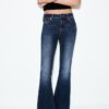 D04 Lage taille Flared jeans