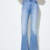 D04 Lage taille Flared jeans