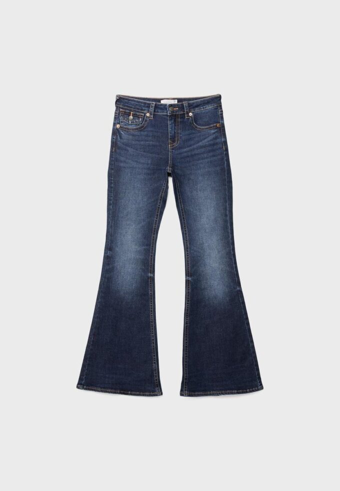 D04 Lage taille Flared jeans