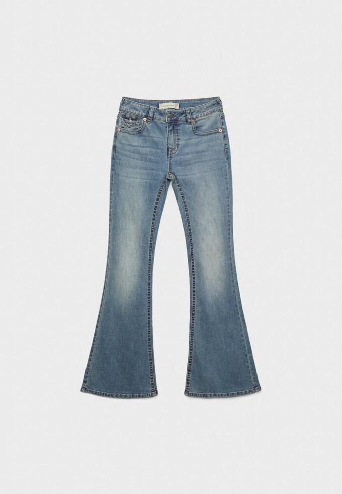 D04 Lage taille Flared jeans