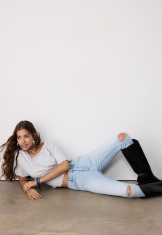 D07 High-Waist Jeans