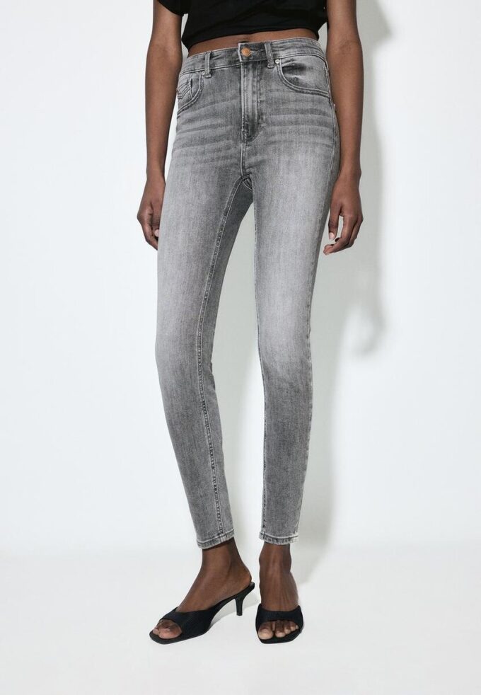 D07 Skinny jeans met normale taille