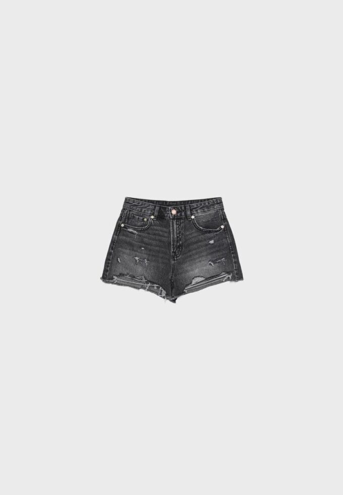 D75 Gescheurde denimshort
