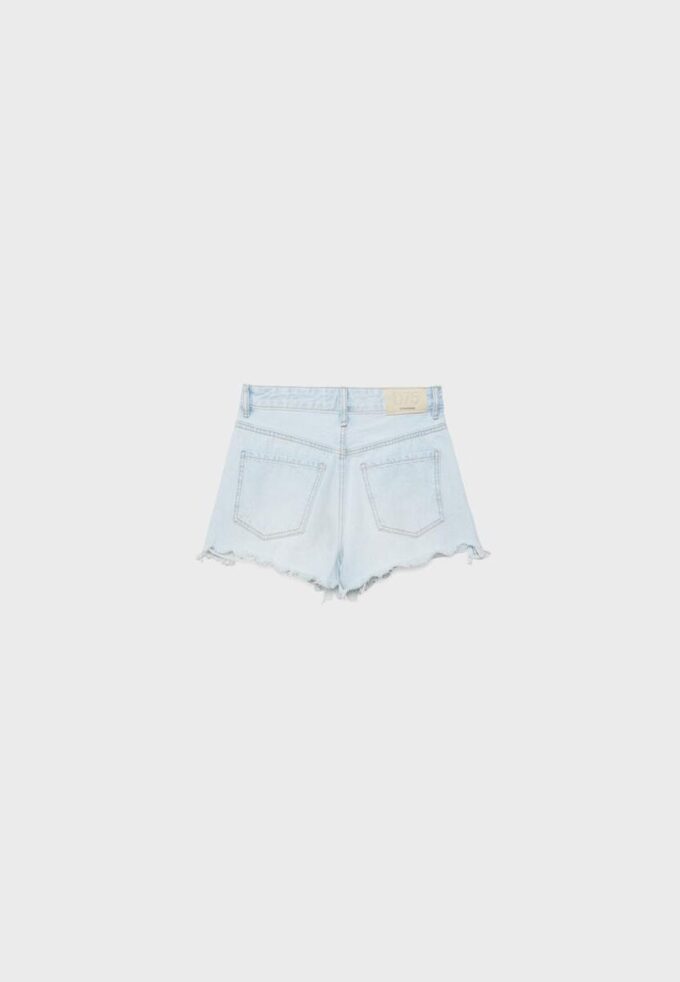 D75 Gescheurde denimshort
