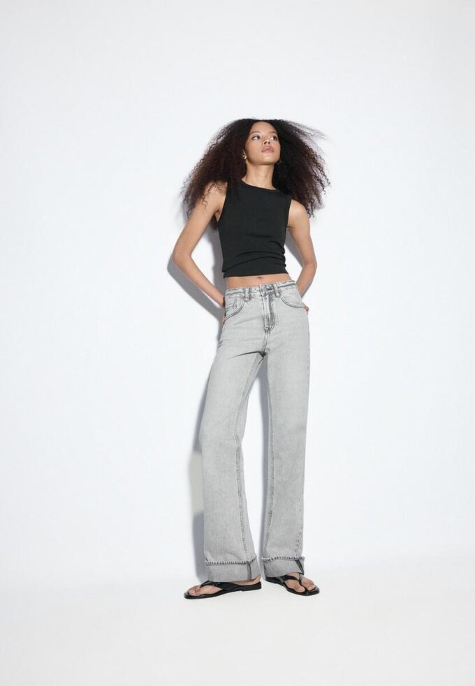 D92 rechte jeans met Wide Leg pijpen D92 rechte jeans met Wide Leg pijpen
