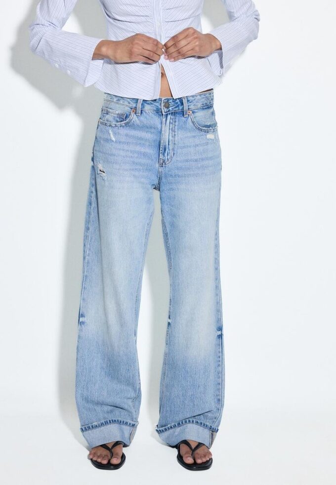D92 rechte jeans met Wide Leg pijpen D92 rechte jeans met Wide Leg pijpen