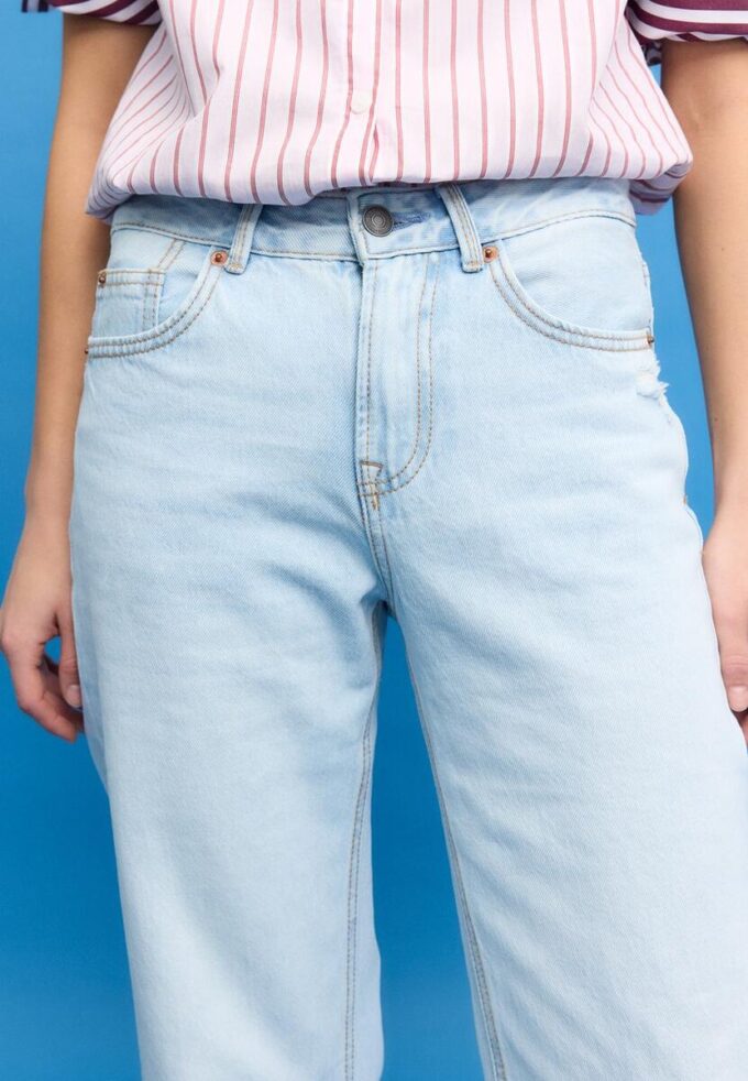 D92 rechte jeans met Wide Leg pijpen D92 rechte jeans met Wide Leg pijpen