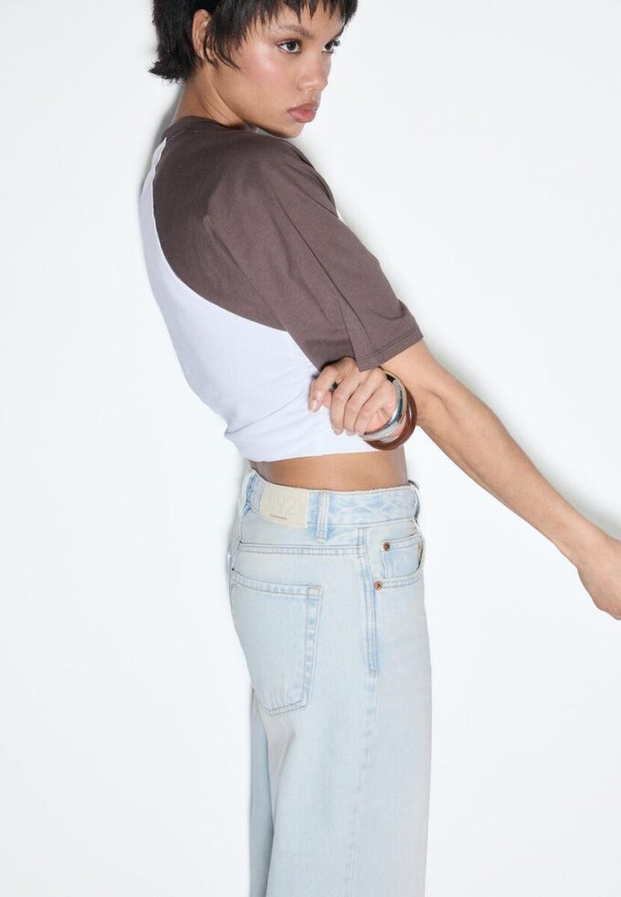 D92 rechte jeans met Wide Leg pijpen D92 rechte jeans met Wide Leg pijpen