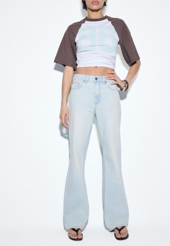 D92 rechte jeans met Wide Leg pijpen D92 rechte jeans met Wide Leg pijpen