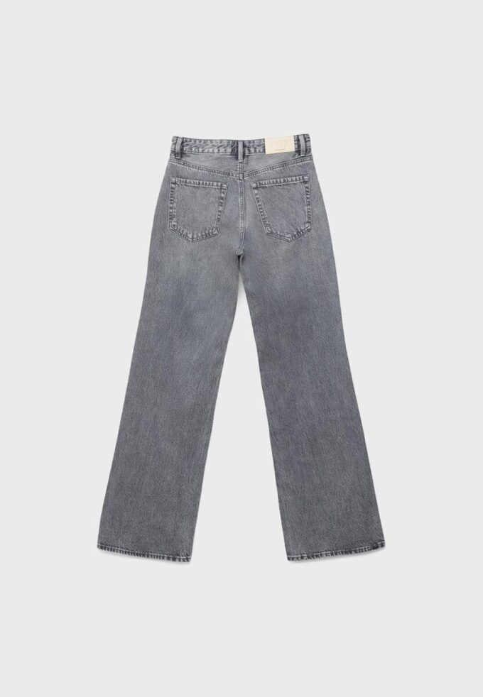 D92 rechte jeans met Wide Leg pijpen D92 rechte jeans met Wide Leg pijpen