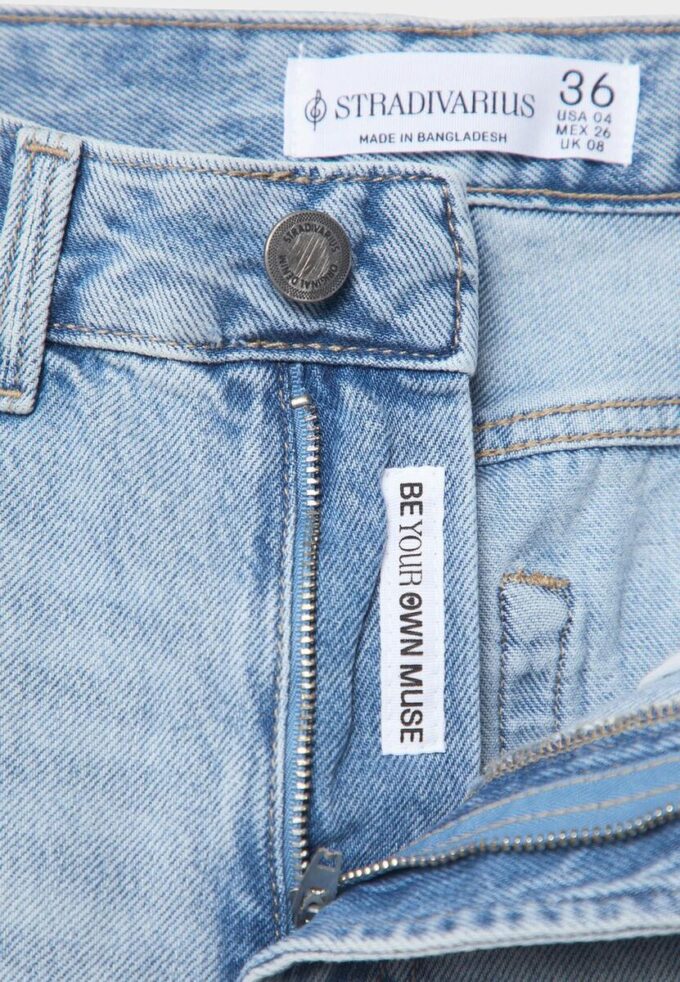 D92 rechte jeans met Wide Leg pijpen D92 rechte jeans met Wide Leg pijpen