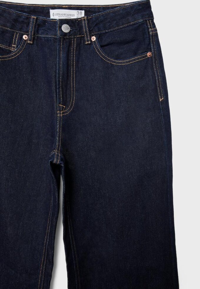 D92 rechte jeans met Wide Leg pijpen D92 rechte jeans met Wide Leg pijpen