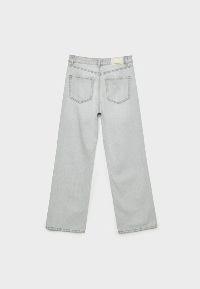 D92 rechte jeans met Wide Leg pijpen D92 rechte jeans met Wide Leg pijpen