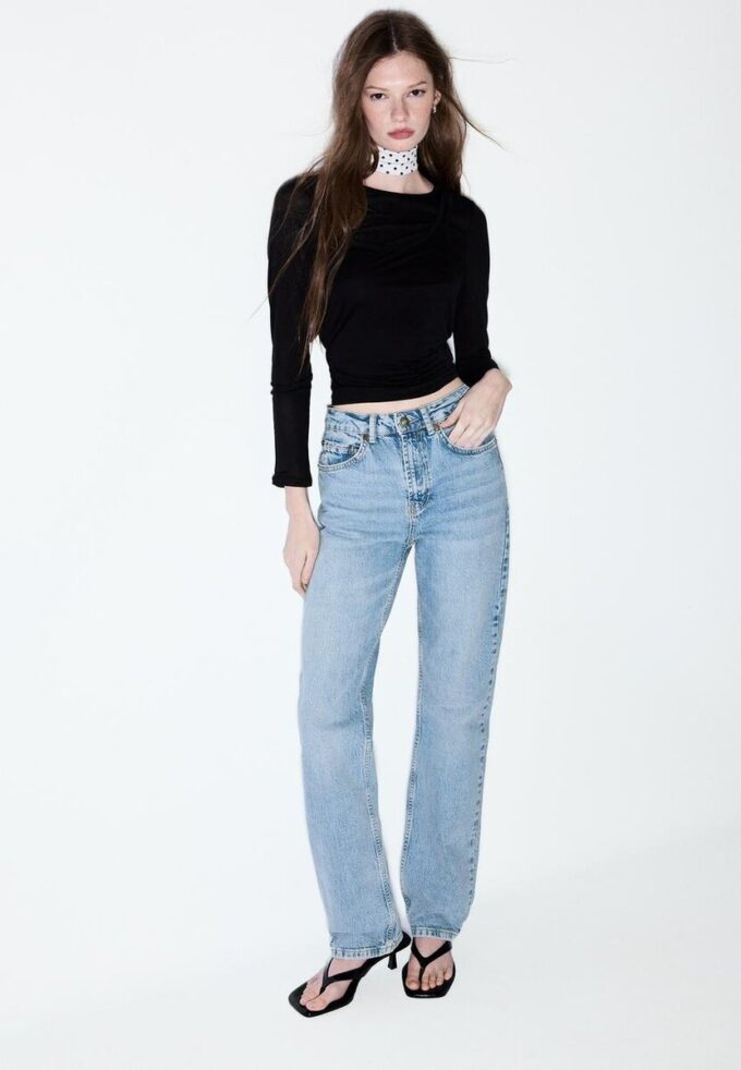 D98 Jeans met rechte pijpen D98 Jeans met rechte pijpen