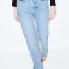 D98 Jeans met rechte pijpen D98 Jeans met rechte pijpen
