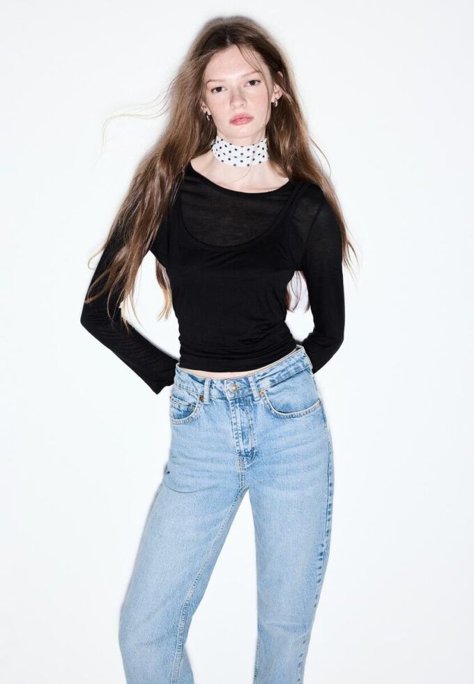 D98 Jeans met rechte pijpen D98 Jeans met rechte pijpen