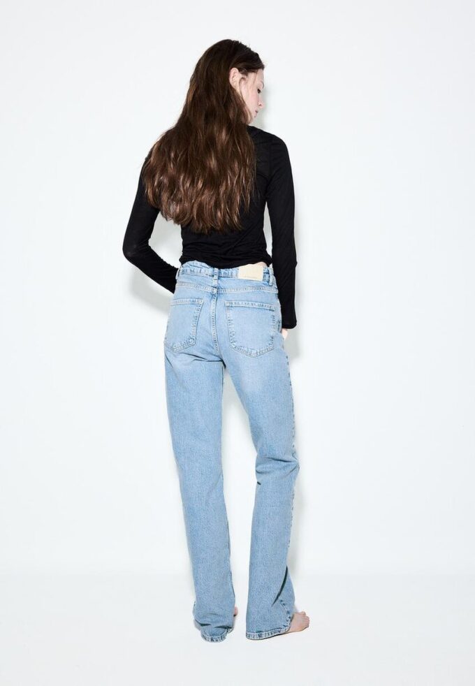 D98 Jeans met rechte pijpen D98 Jeans met rechte pijpen